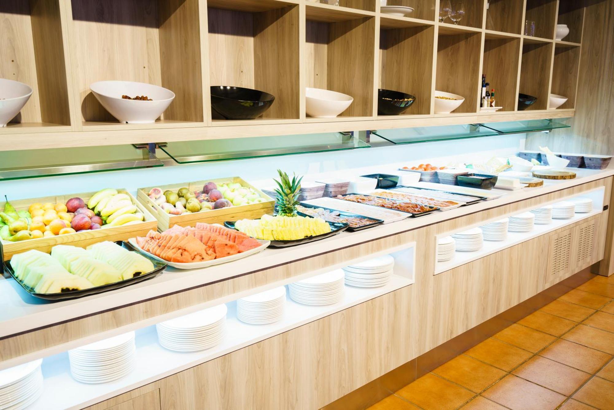 Oassium Hotel - Adults Only La Pineda Exterior photo